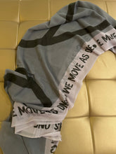 Load image into Gallery viewer, Kaschmir FLOW Schal /  Cashmere FLOW scarf
